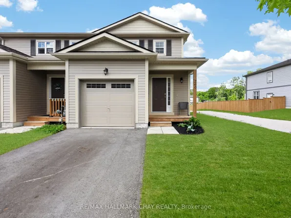 260 Daffodil Ct, Gravenhurst, ON P1P 0B8