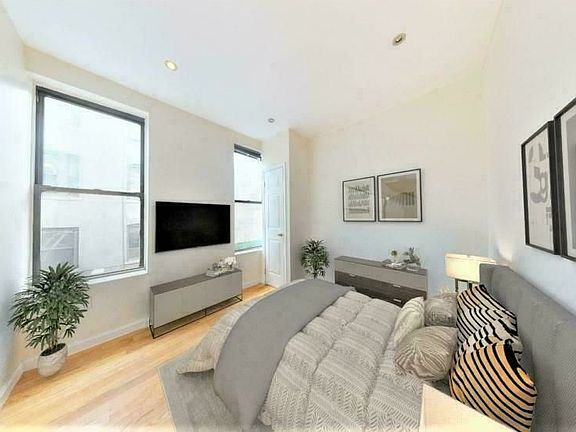2nd image of 204 W 108th St #58A