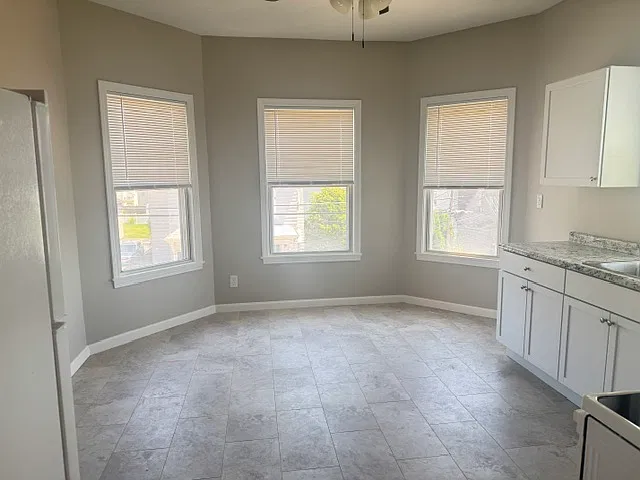 2 bed, 750 sqft, $1,695 — Photo 4