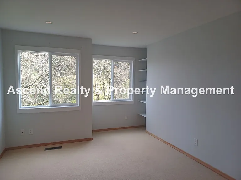 830 SW Broadway Dr #8 — Photo 20
