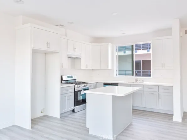 14622 Vanowen St, Van Nuys, CA 91405