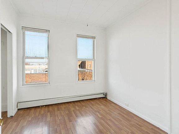 3rd image of 4109 20th Ave