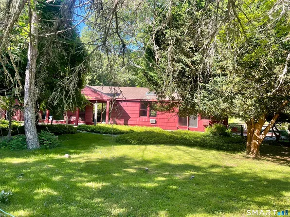 11 Tubbs Spring Drive, Weston, CT 06883