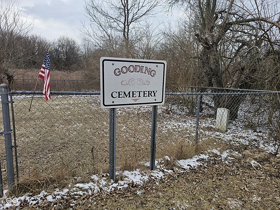 4th image of W 700 North Rd