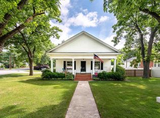 406 N Weston St, Fountain Inn, SC 29644