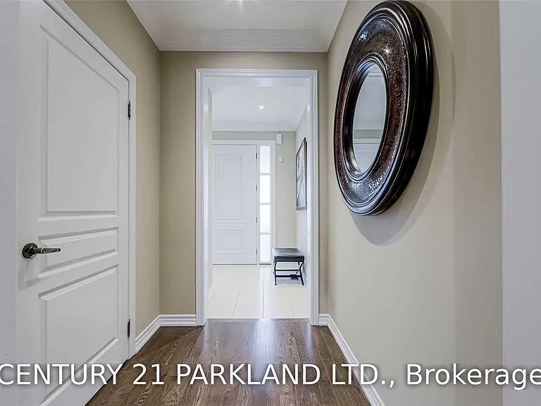 15 Sedgewick Pl — Photo 6