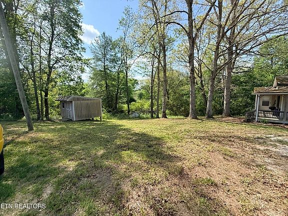 2nd image of 1258 Hensley Rd