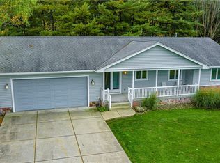 8654 Rochester Rd, Gasport, NY 14067