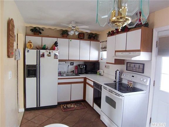4th image of 119 Lockwood Ave