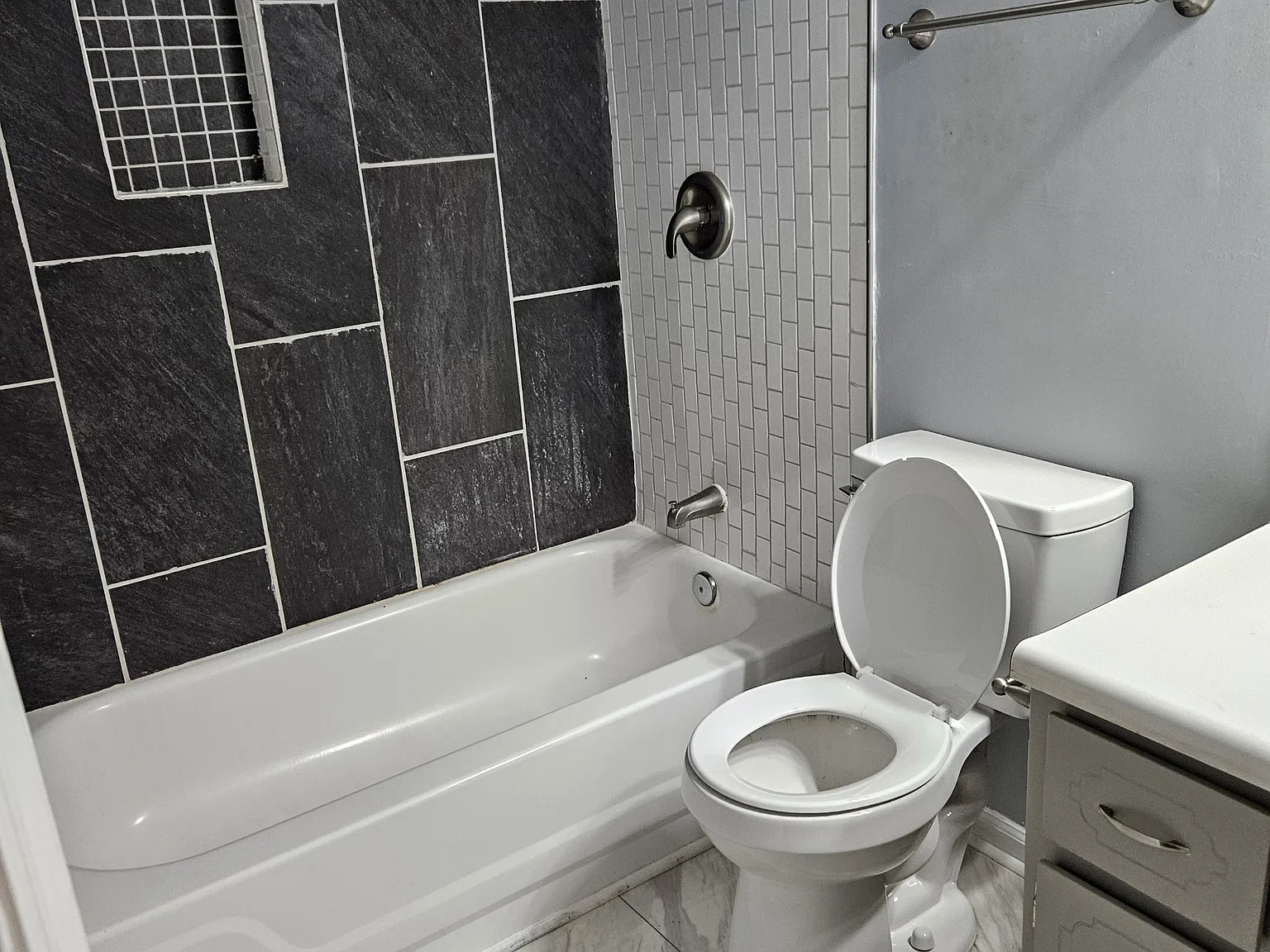 177 S Jefferson Street - 177 S Jefferson Street — Photo 4