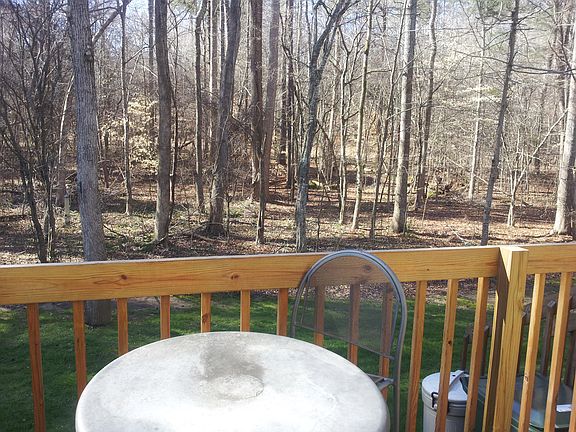 Deck/private wooded view