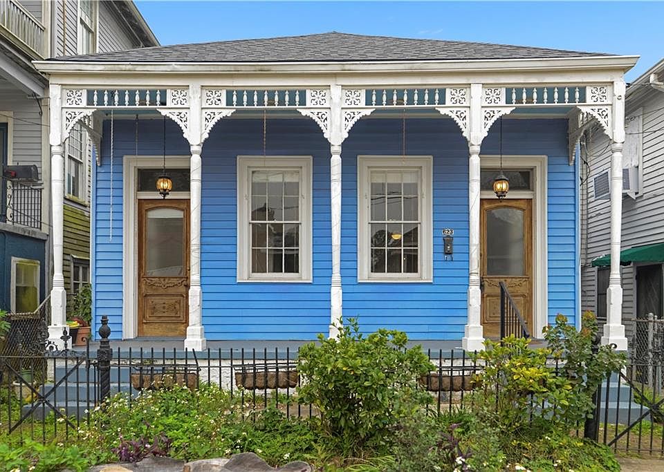 1st image of 623 Olivier St