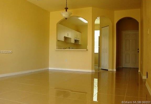 4th image of 645 E Mowry Ct #645