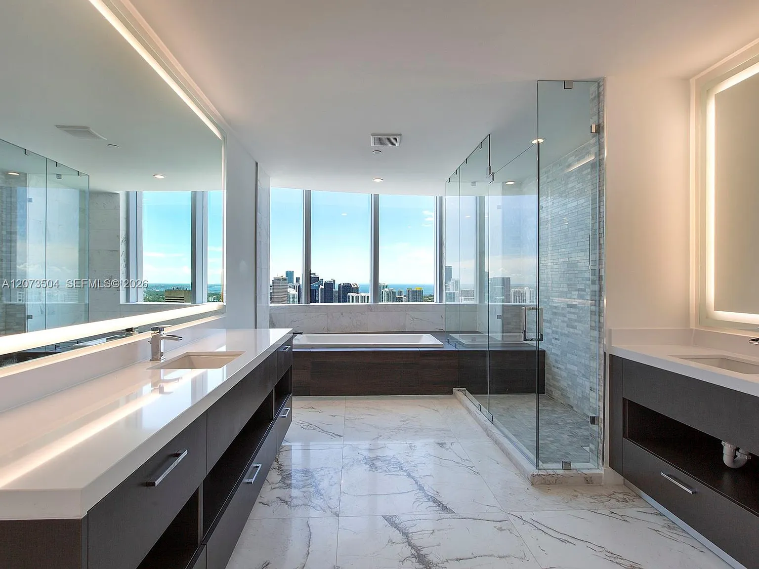 Paramount Miami Worldcent — Photo 4