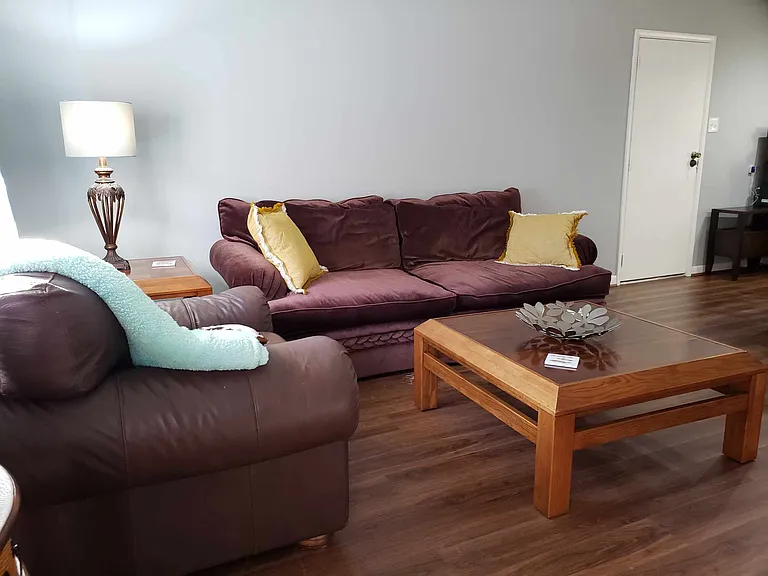 2312 Smuts Dr — Photo 12