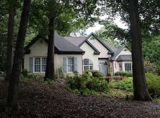 537 Old Collins Rd, Hoschton, GA 30548