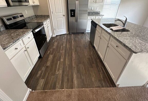 2nd image of 282 Autumn Woods Dr