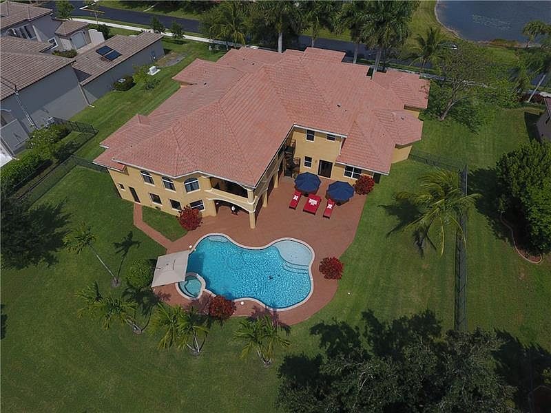 1st image of 2235 Antlia Ave