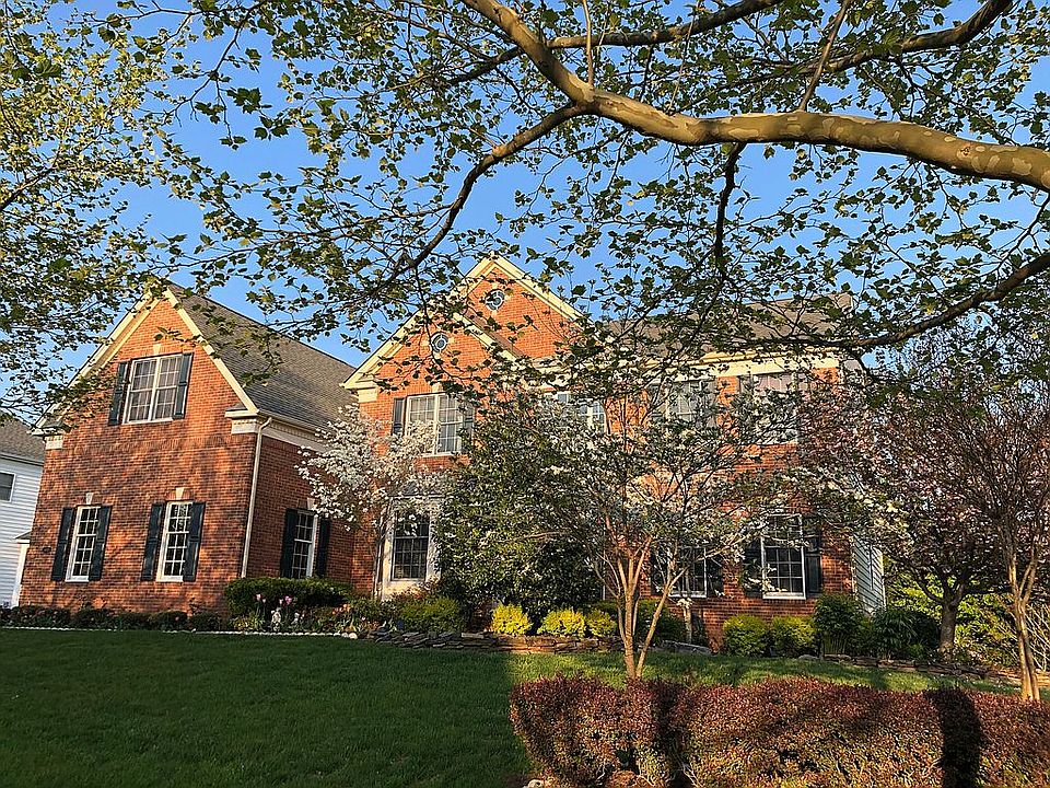 2nd image of 5353 Bowers Hill Dr