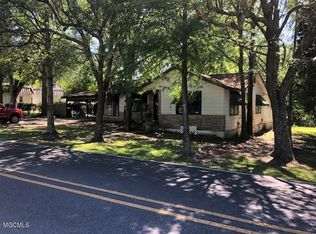 3907 Griffin St, Moss Pt, MS 39563