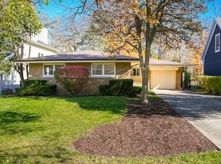 447 Lowell Ave, Glen Ellyn, IL