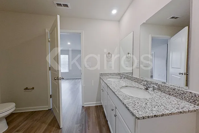329 Ironwood Ct — Photo 9
