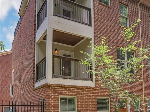 1284 Dahlgren Ln SE, Atlanta, GA 30317