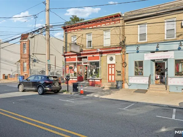 4410 Bergen Tpke, North Bergen, NJ 07047