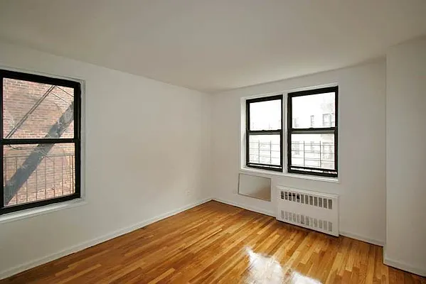 Rented by Goldfarb Properties | media 4