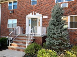 191-4 No Beverwyck Rd, Lake Hiawatha, NJ 07034