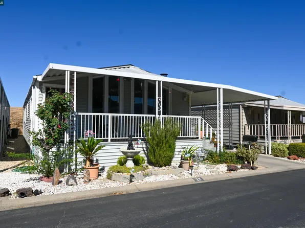 17 Bradley Ln, Antioch, CA 94509