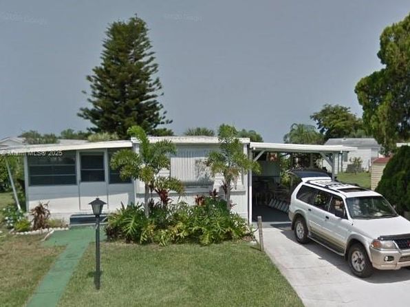 1590 SW 65th Ter #H