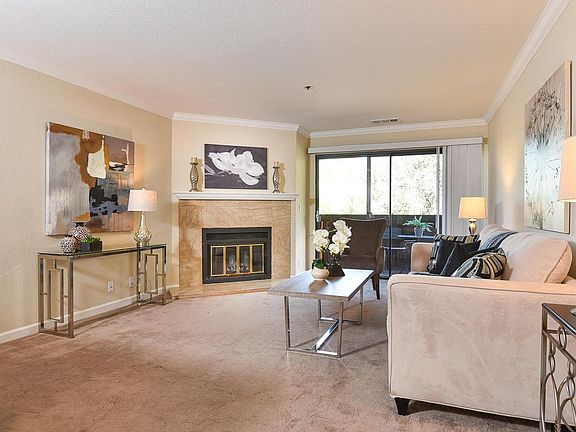 3rd image of 2344 La Terrace Cir