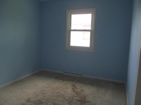 2nd image of 1414 S Grant Ave
