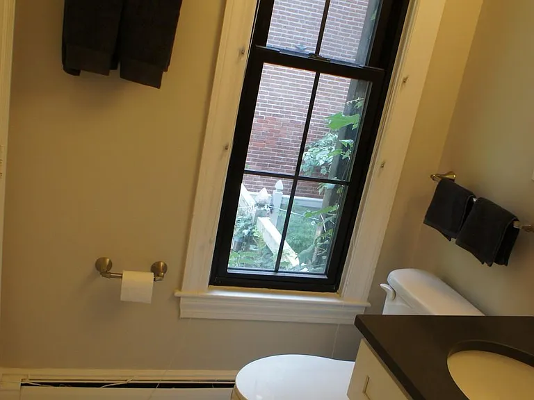 65 Dartmouth St #1 — Photo 4