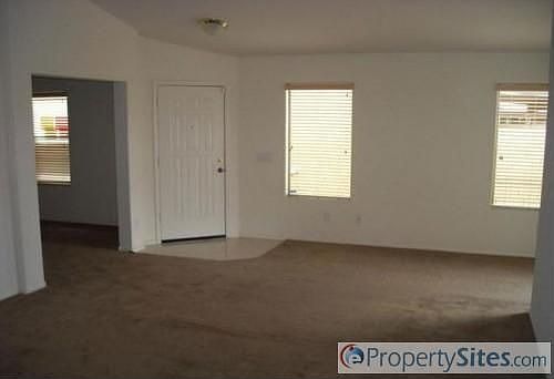 2nd image of 1700 E Jeanne Ln