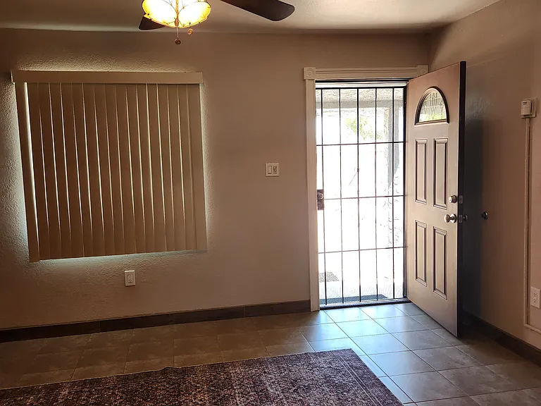 731 W Pepper Pl #2 — Photo 4