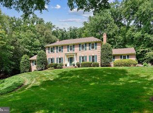 10214 Cedar Pond Dr, Vienna, VA 22182