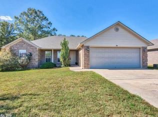 34 Eaglebrook Dr, Conway, AR 72032