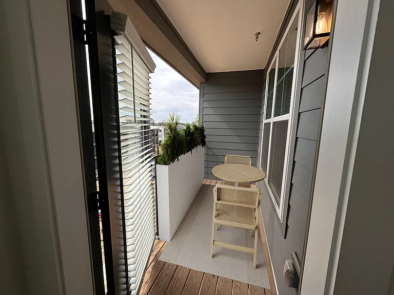 The Wren Apartments — Photo 126