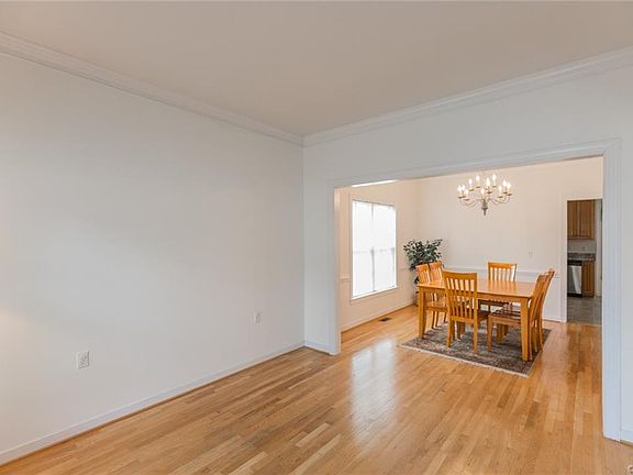 3rd image of 10711 Toston Ln