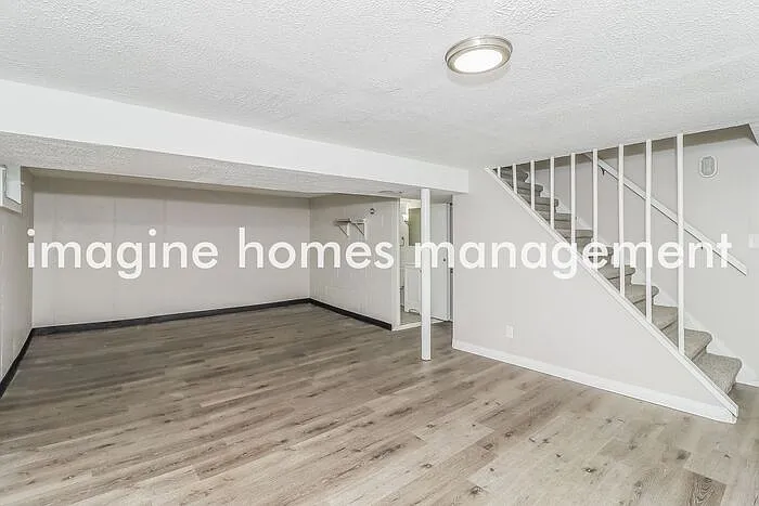 1688 Sanborn Dr — Photo 12