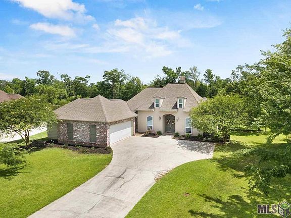 3rd image of 38302 Lakeview Ct