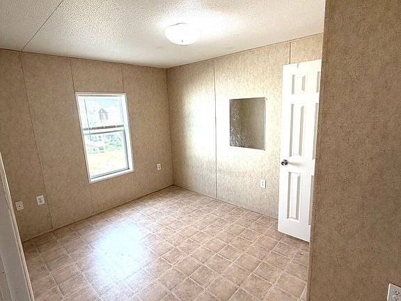 5th image of 131 N Main St #22