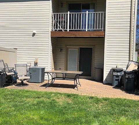 2nd image of 34 Whistler Dr APT 1