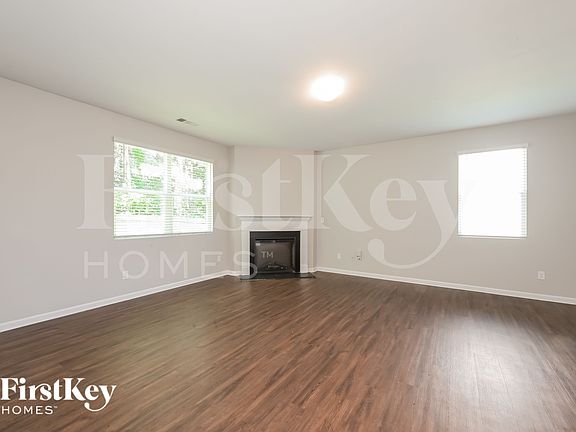 2nd image of 3186 SE Heritage Glen Dr