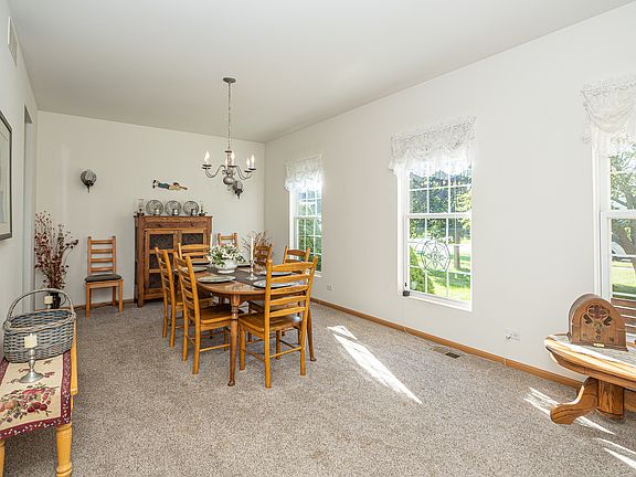 4th image of 25008 Wright Ln