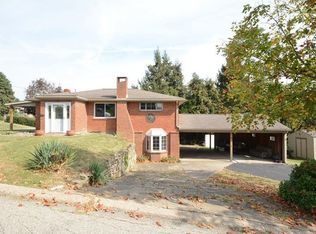 1509 Larkspur Dr, Finleyville, PA
