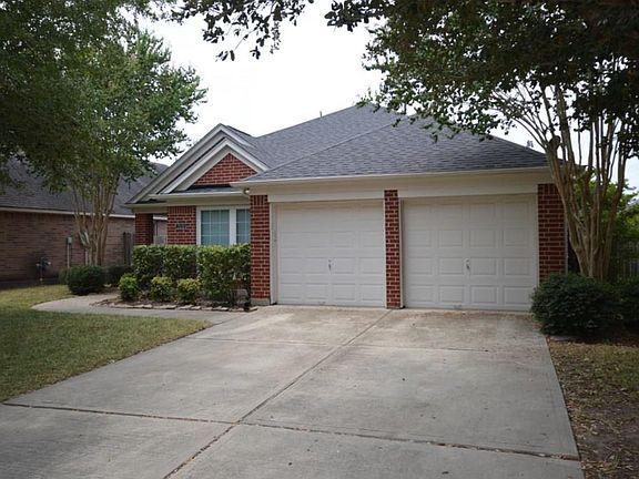 2nd image of 2526 Pepperidge Dr