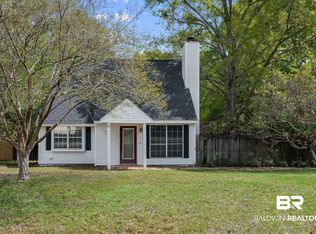 19331 Oak Hillcrest Dr, Robertsdale, AL 36567